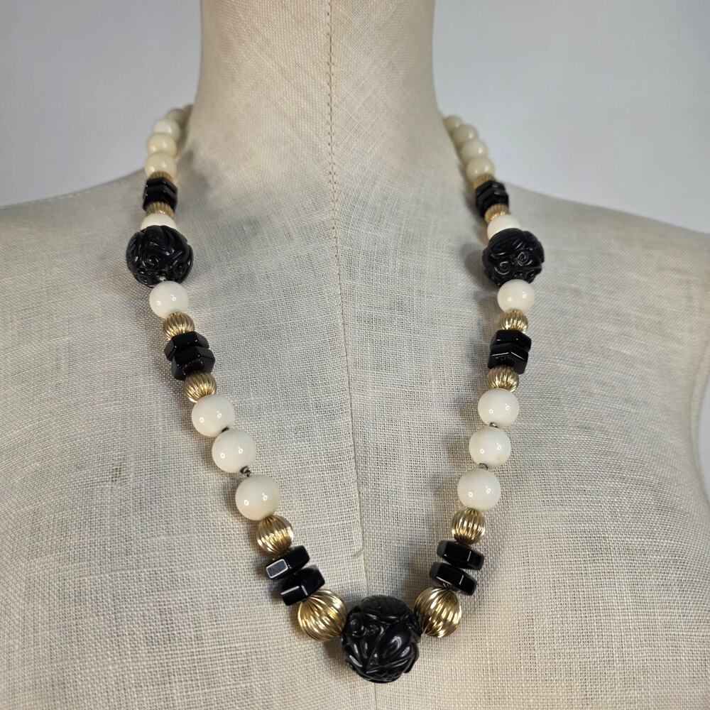 Vintage Black Carved Floral Bead Necklace Cream Beaded Jewelry
